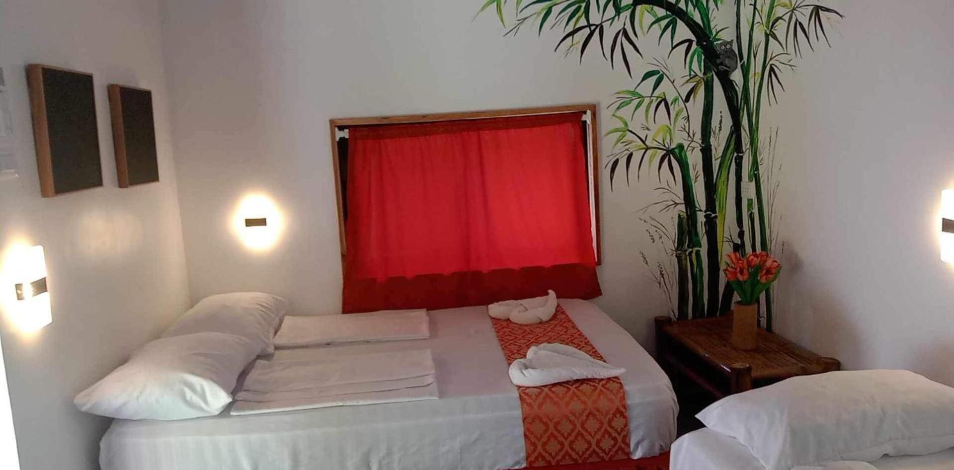 Cuestas Beach Resort And Restaurant Badian Kültér fotó