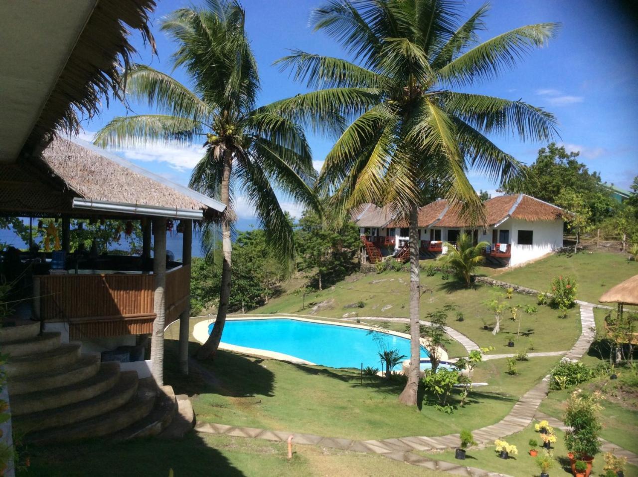 Cuestas Beach Resort And Restaurant Badian Kültér fotó