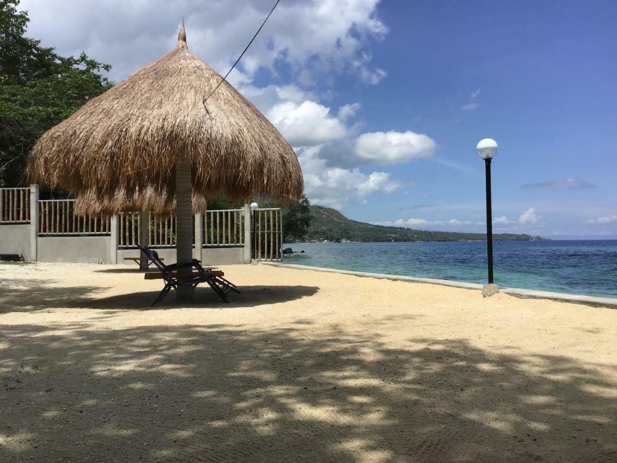 Cuestas Beach Resort And Restaurant Badian Kültér fotó