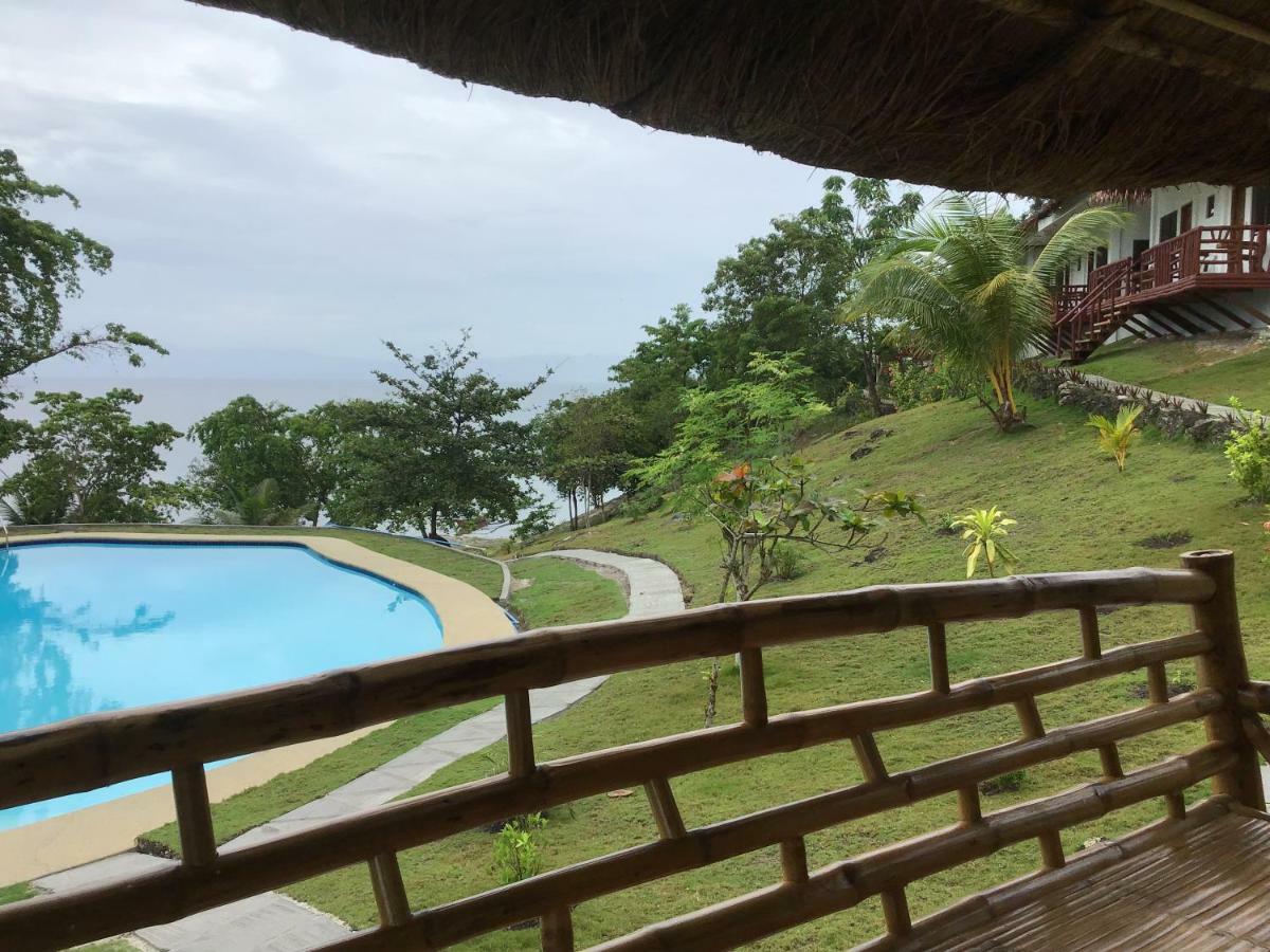 Cuestas Beach Resort And Restaurant Badian Kültér fotó