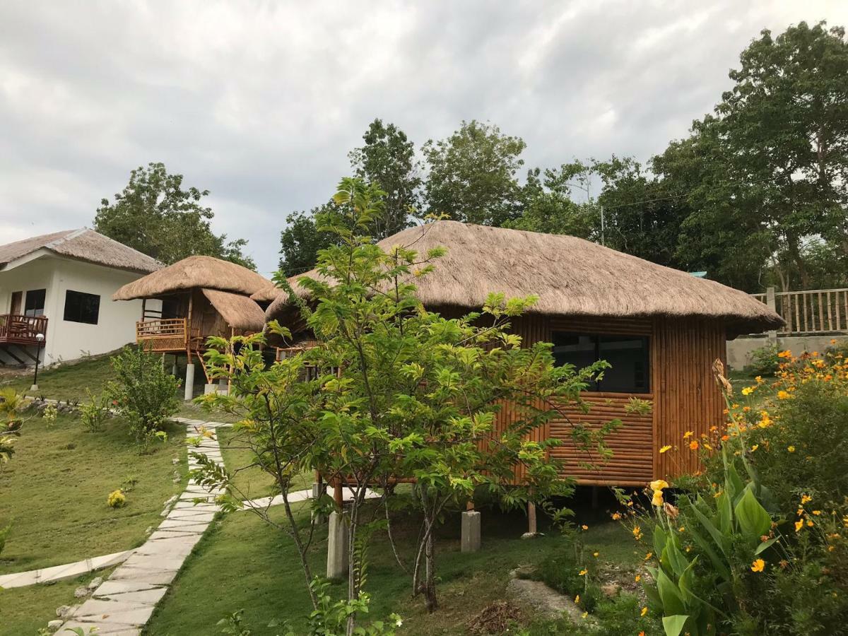 Cuestas Beach Resort And Restaurant Badian Kültér fotó