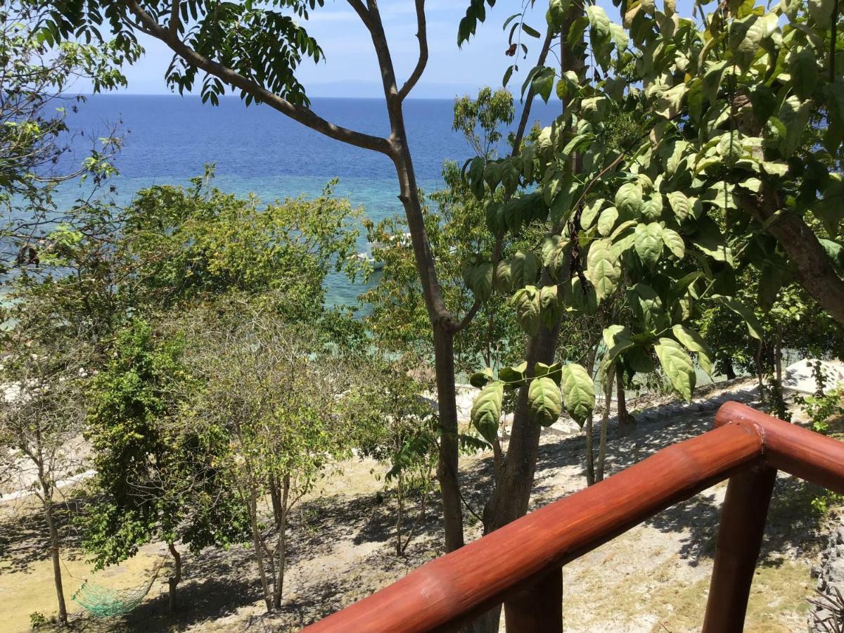 Cuestas Beach Resort And Restaurant Badian Kültér fotó