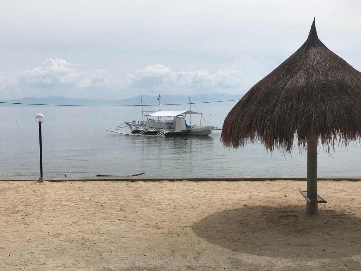 Cuestas Beach Resort And Restaurant Badian Kültér fotó